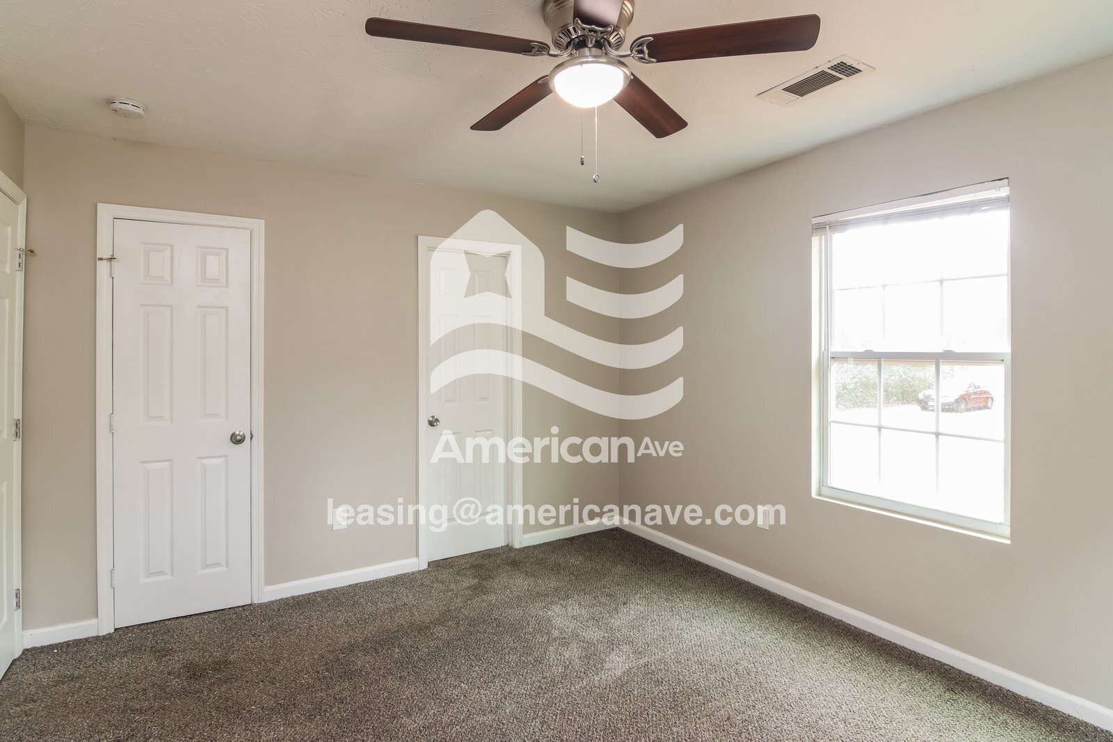 Building Photo - 1544 Holland Ave