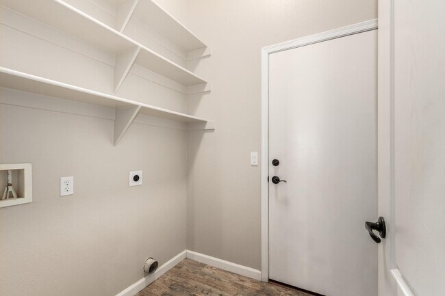 Building Photo - 4326 E Cloudburst Ct