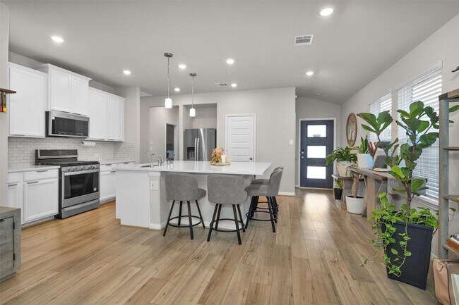 Building Photo - 18544 Meadow Point Ln