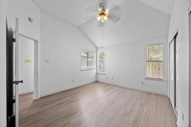 Building Photo - 14203 Anita Marie Ln