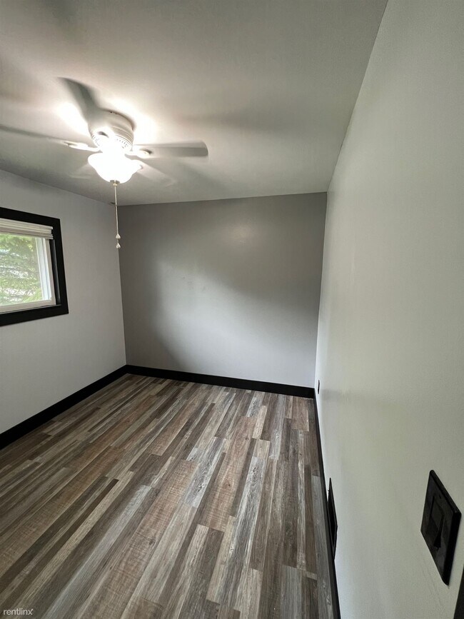 Building Photo - 3 br, 1 bath House - 1602 Jay Street