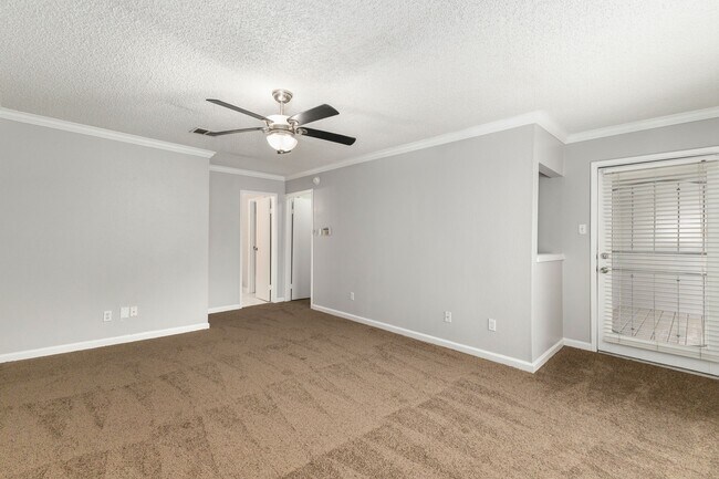 Building Photo - 9516 Pagewood Ln