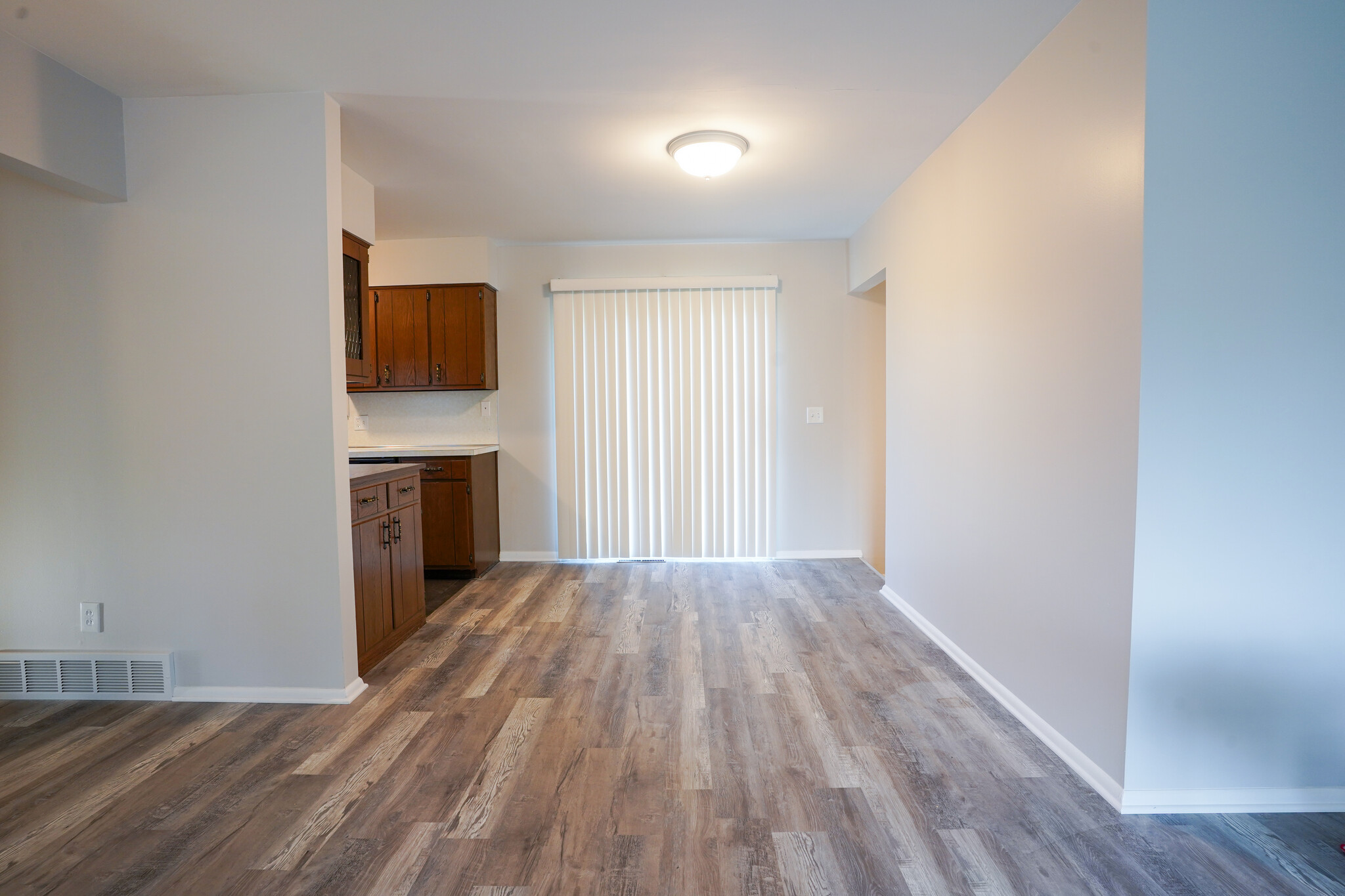 Dinning area - 508 Kent Dr