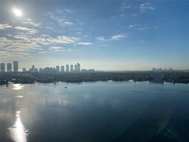 Building Photo - 17301 Biscayne Blvd