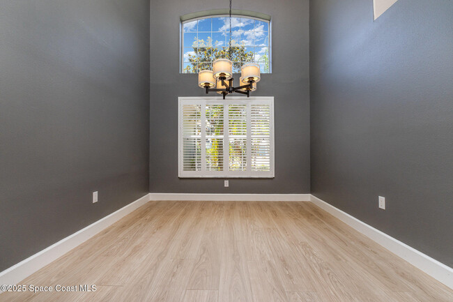 Building Photo - 3236 Helmsdale Ct