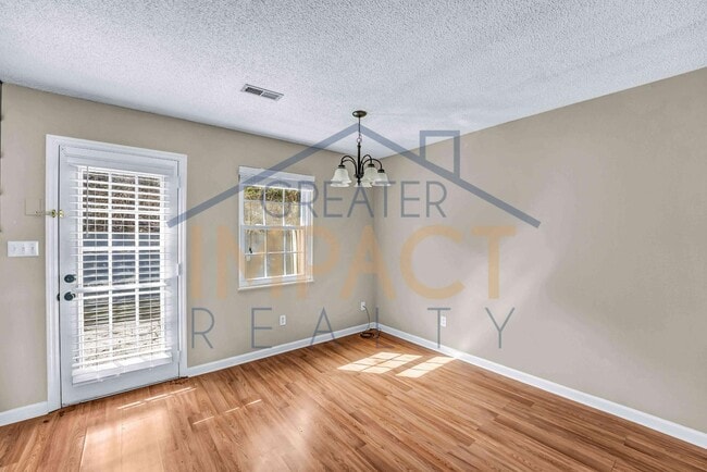 Building Photo - 1045 Blinken St