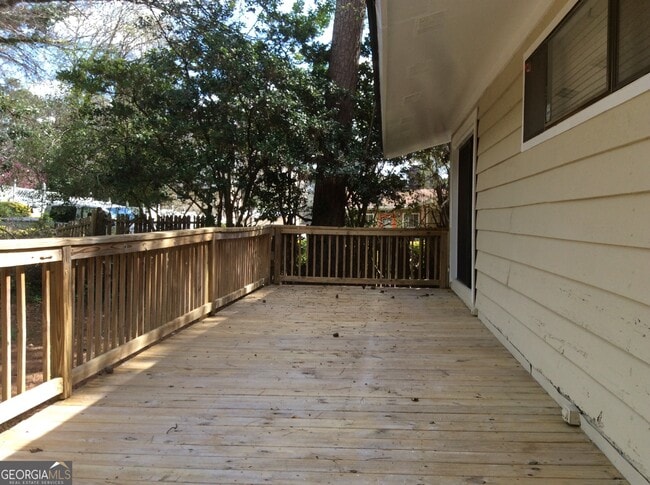 Building Photo - 5022 Rock Springs Rd