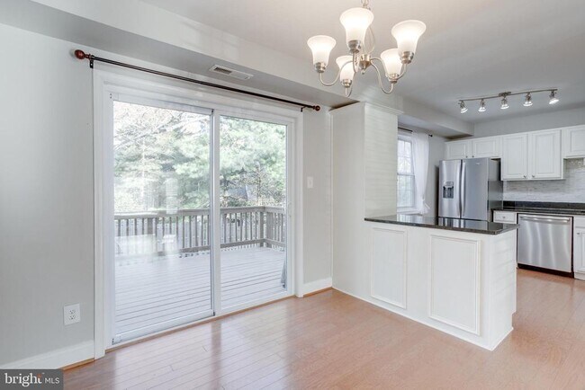 Building Photo - 5312 Anchor Ct
