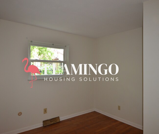 Building Photo - 4317 Sheller Ave