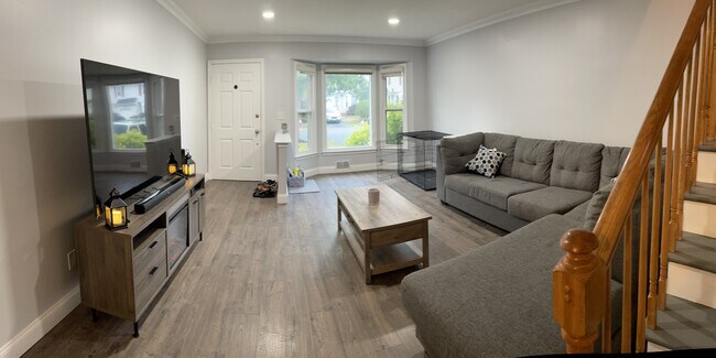 Building Photo - 59 Carriage Ln