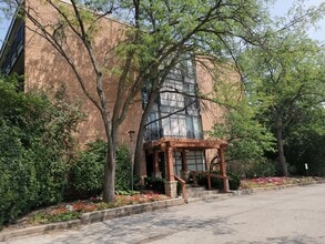 Building Photo - 1833 Four Lakes Ave