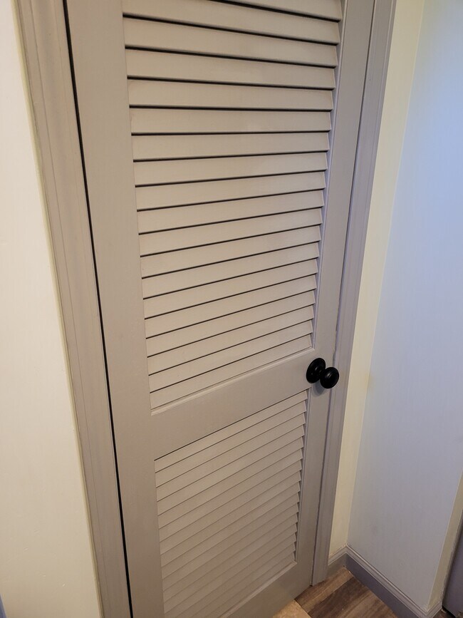 Building Photo - 127 Boston Ct