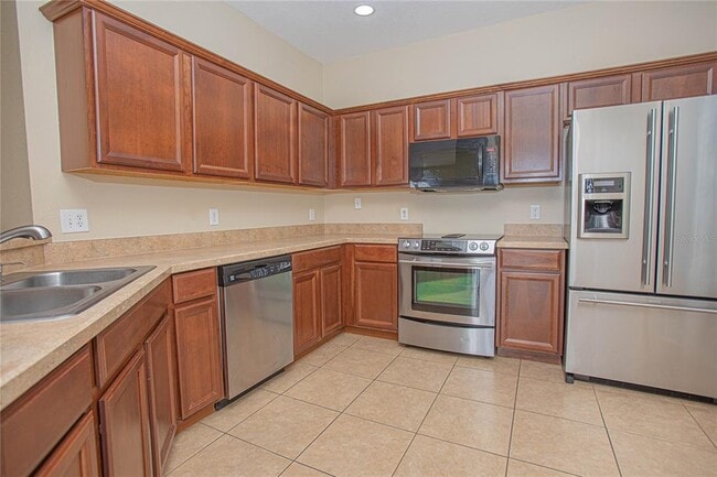 Building Photo - 6468 S Goldenrod Rd