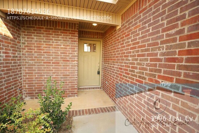 Building Photo - 1996 Teal Cv