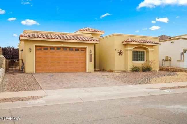 Building Photo - 14117 Rainbow Point Dr