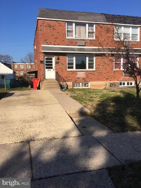 Building Photo - 805 Selma St