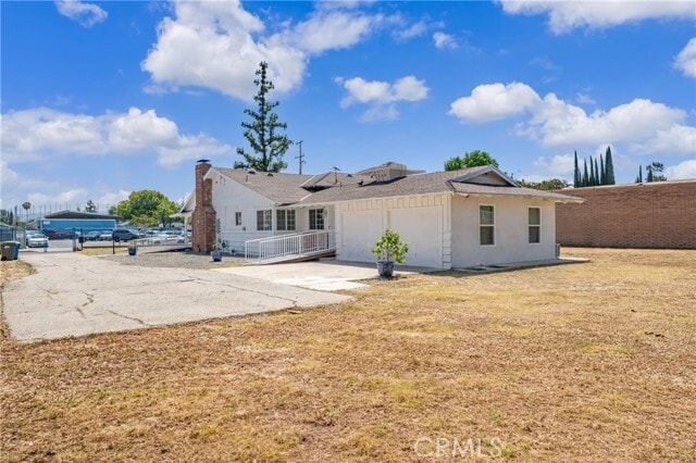 Building Photo - 1345 S Jellick Ave
