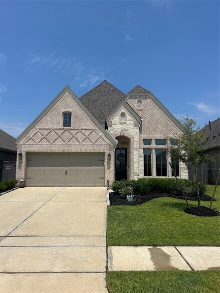 Building Photo - 42454 Quail Vly Ln