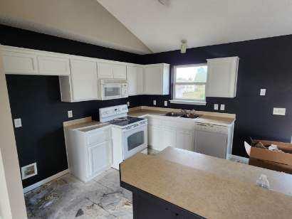 Building Photo - 2224 Chanticleer