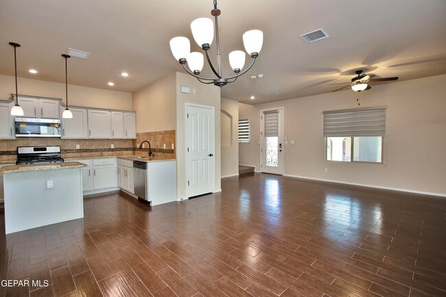Building Photo - 6716 Red Canyon Sage Ln