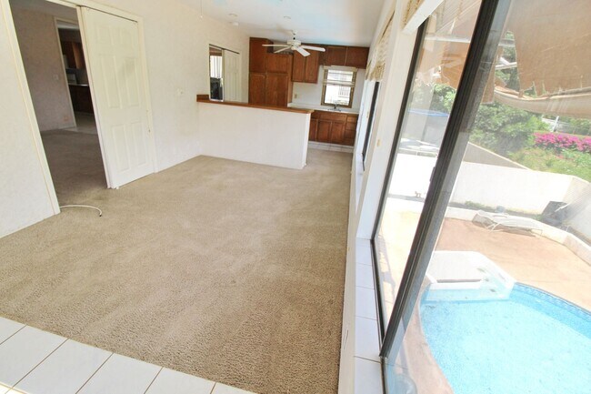 Building Photo - Island Living Awaits in South Maui in the desirable Keonekai Heights neighborhood- Move in Specia...