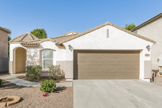 Building Photo - 6824 S 38th Dr