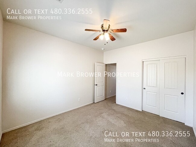 Building Photo - 2458 W Skyline Ln