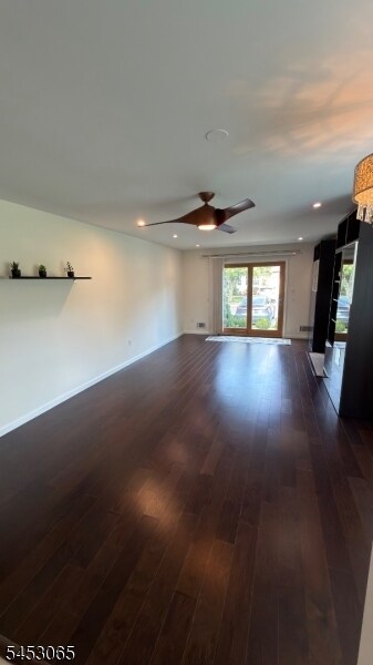 Building Photo - 2501 Vroom Dr