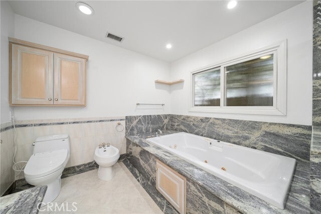 Building Photo - 4542 Collett Ave