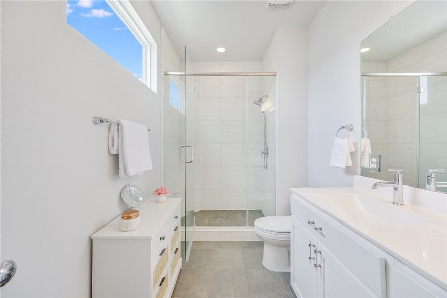 Building Photo - 15109 Casbah Dr