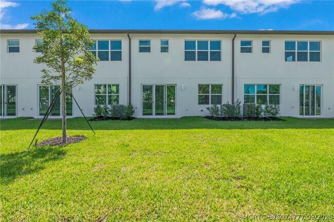 Building Photo - 5604 Stradella Dr