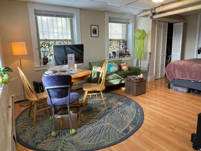 Building Photo - 67 Nottinghill Rd