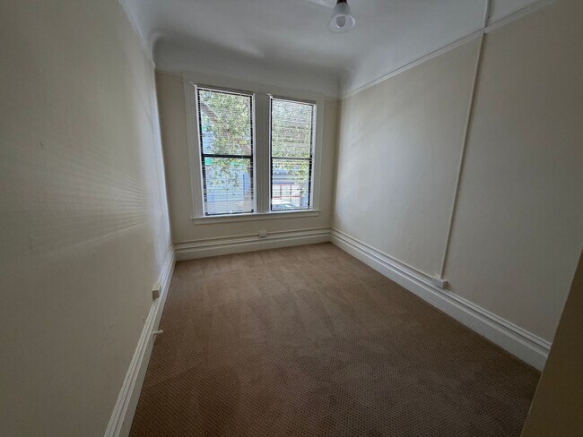 Building Photo - 1018 Minna St