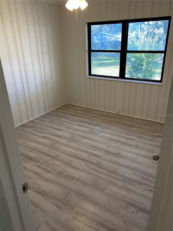 Building Photo - 727 27th Ave S