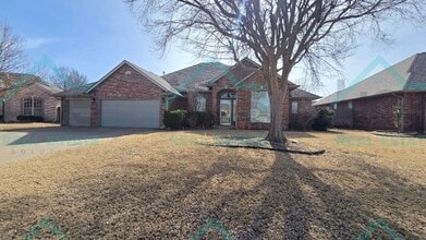 Building Photo - Lovley 4 Bedroom Plus an Office