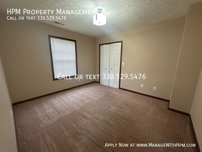 Building Photo - 2507 Zircon St NE