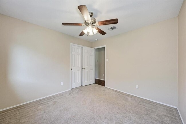 Building Photo - 921 Dexter Dr