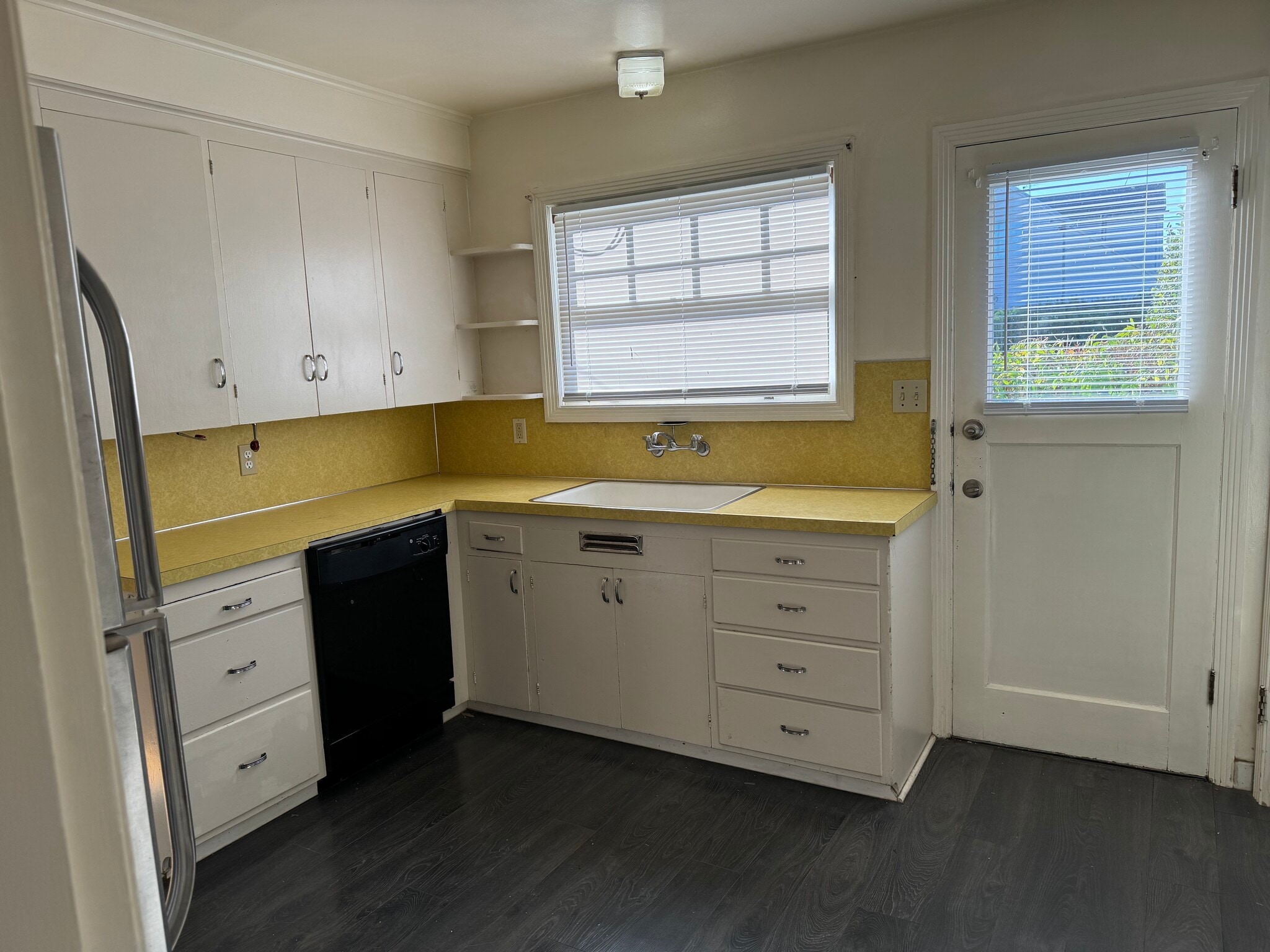 Building Photo - 7405 NE Prescott St