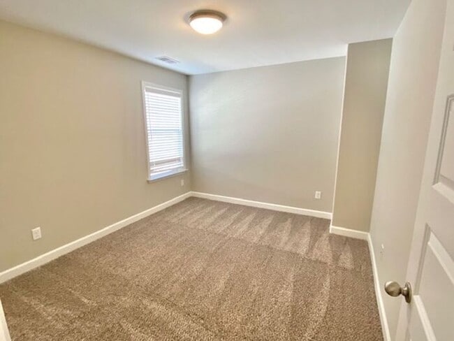 Building Photo - Now Leasing @ Rasco Farms in Southaven, MS.