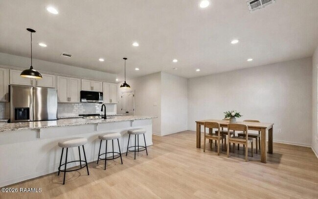 Building Photo - 101 Foster Grove Drive