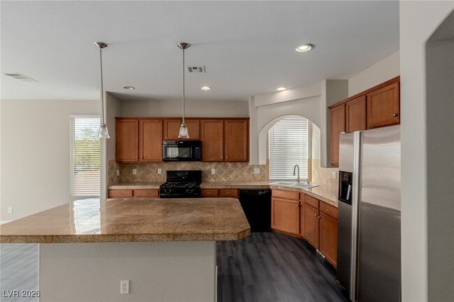 Building Photo - 4648 W Camero Ave