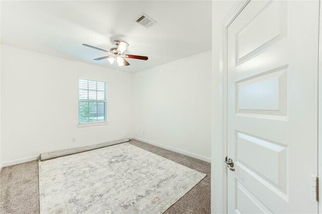 Building Photo - 4055 Woodland Meadow Dr