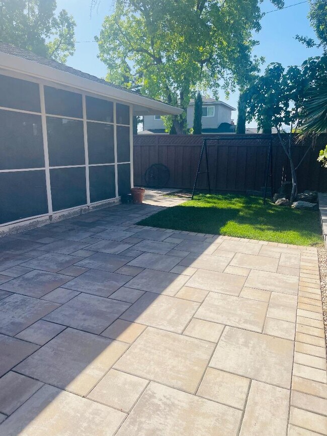 Building Photo - 3495 Meridian Ave