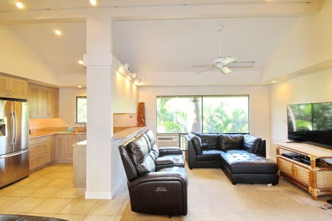 Building Photo - Rare Haleakala Gardens Top Floor Corner Unit - Unfurnished 3 Bed 2 Bath