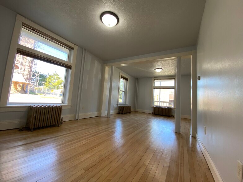 Building Photo - 249 W Baraga Ave