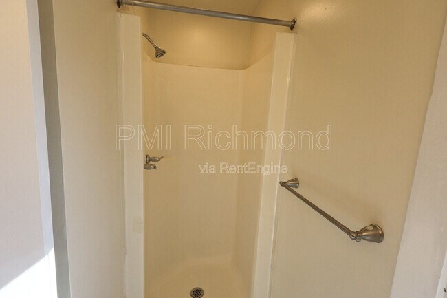 Building Photo - 11137 Granada Rd