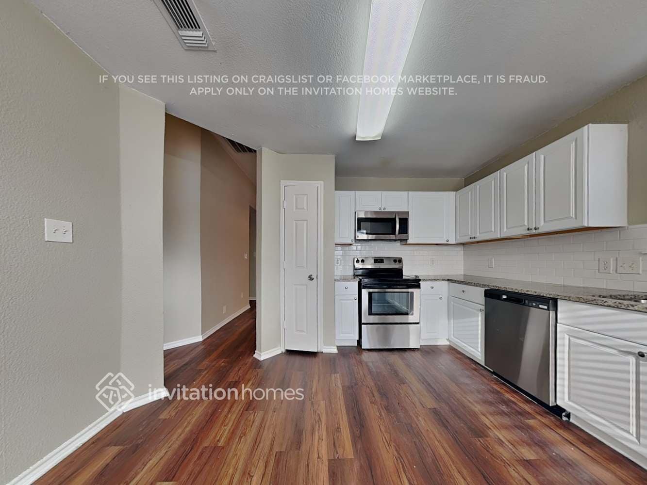 Building Photo - 8175 Spruce Valley Dr