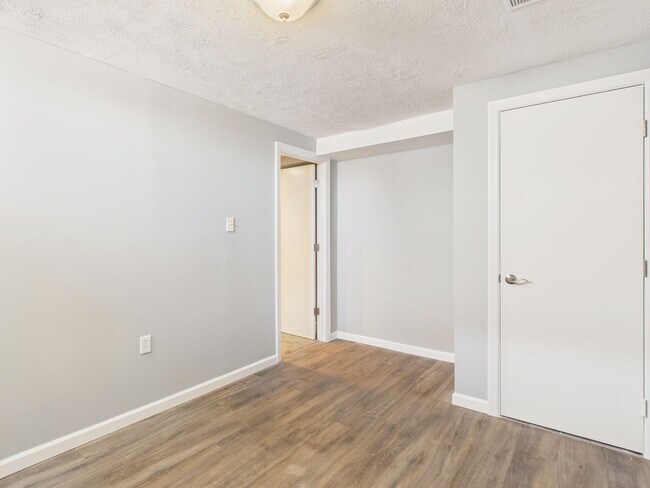 Building Photo - Beautiful Spacious Single Family in Blue Meadow Farms