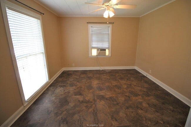 Building Photo - 1015 Milner Dr