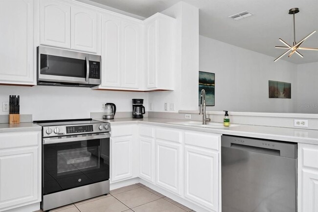 Building Photo - 4830 Tidecrest Ave